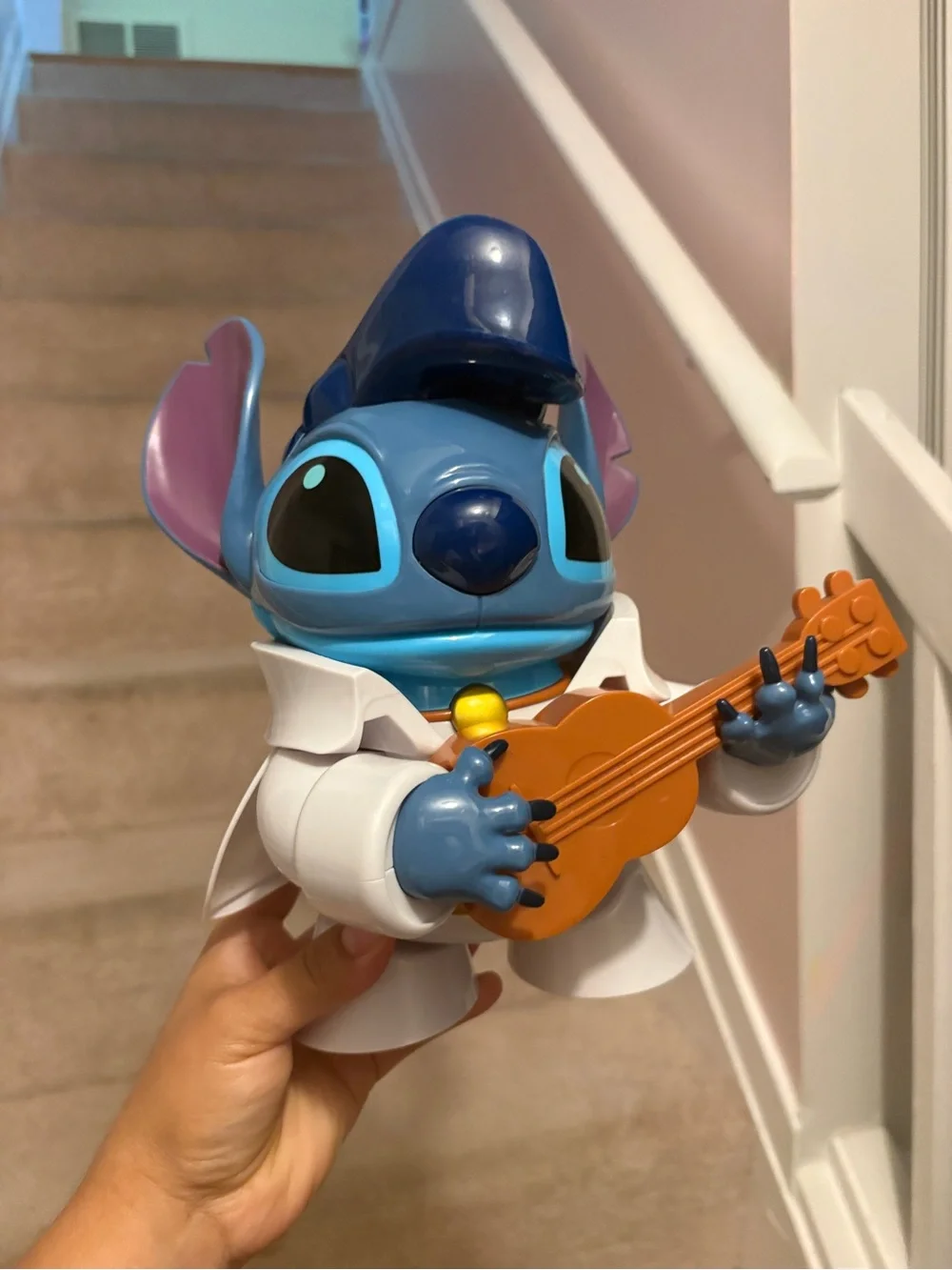 Disney Blue Stitch dancing Elvis stitch figure guitarra